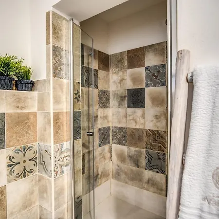 Storie E Affreschi - Le Di Valentina Daire Gallipoli