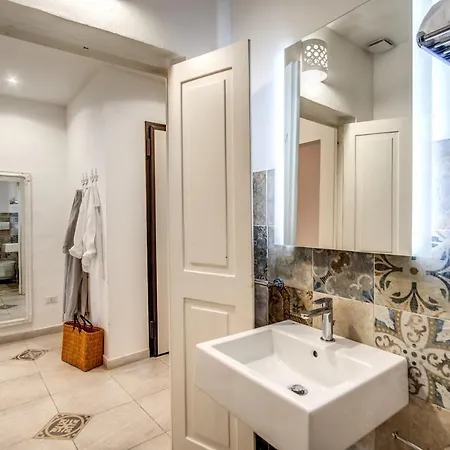 Storie E Affreschi - Le Di Valentina